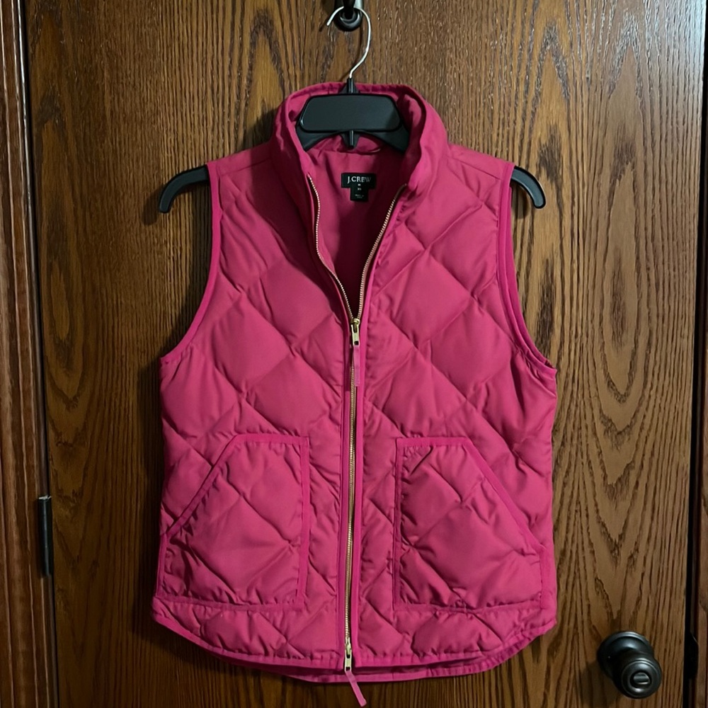 J CREW QUILTED VEST - PINK